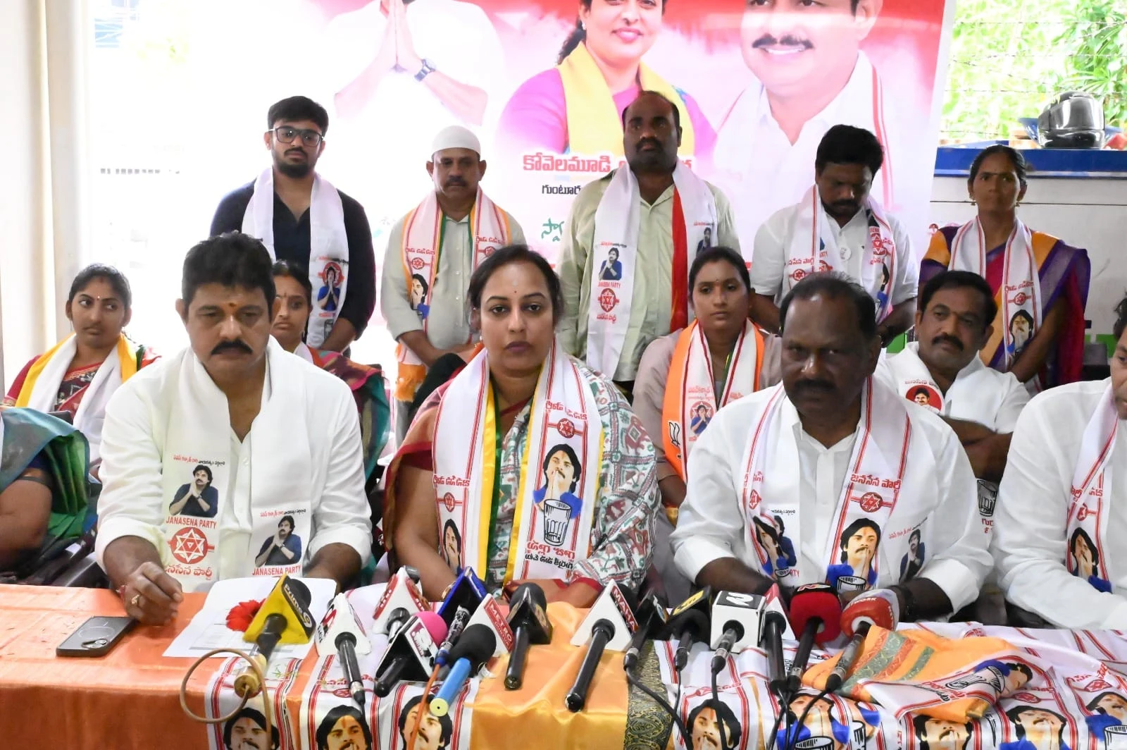 కిలారి రోశయ్య ఆధ్వర్యంలో కూటమి నేతల బ్రేక్‌ఫాస్ట్ సమావేశం