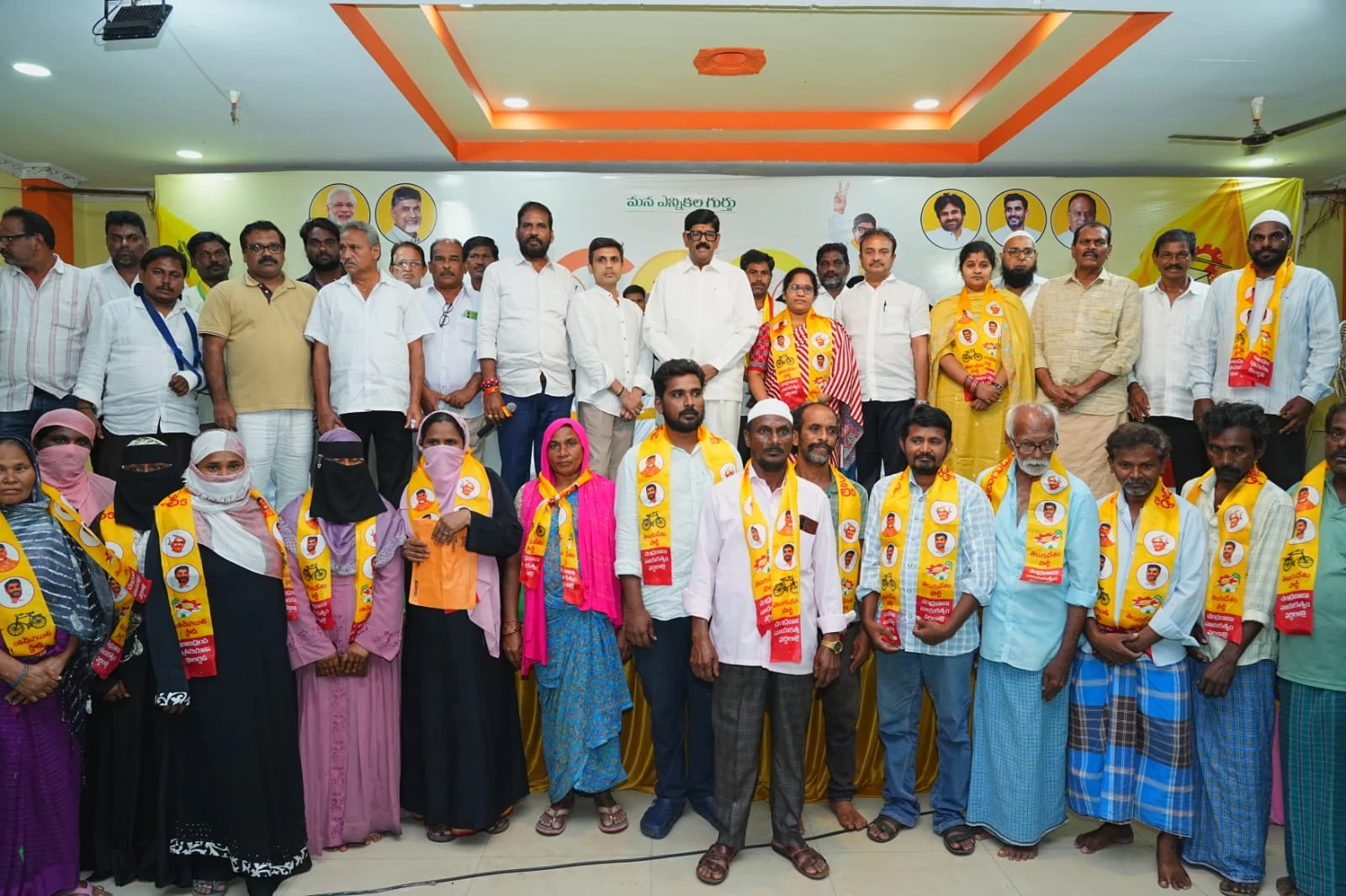 ఆత్మకూరులో టీడీపీ–ఎన్డీఏ కూటమి విస్తృత ప్రచారం.. పార్టీలోకి వైసీపీ నేతలు!