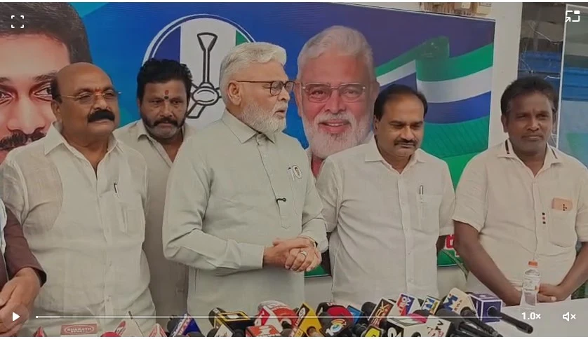 రాష్ట్ర ఎన్నికల కమిషన్ కార్యాలయం వద్ద వైఎస్సార్‌సీపీ ధర్నా!